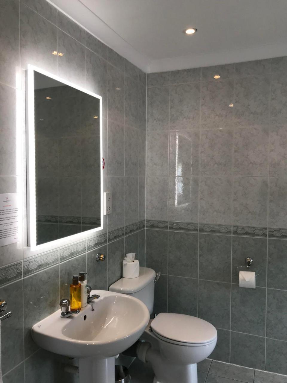 Inverkip Hotel Eksteriør bilde